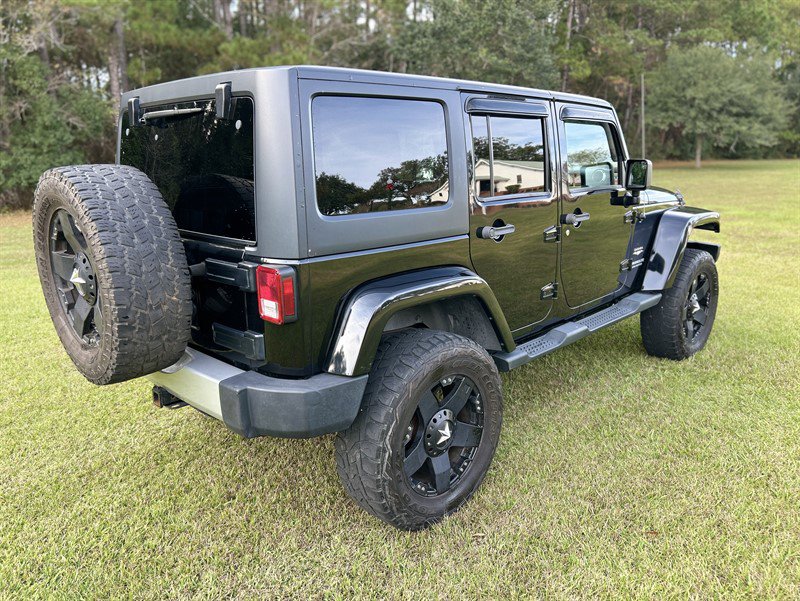 Used 2013 Jeep Wrangler Unlimited Sahara w/ Dual Top Group image 8