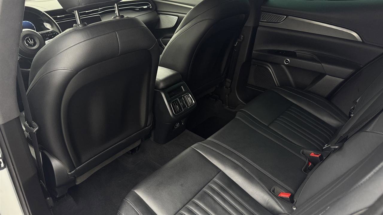 Used 2023 Maserati Grecale GT AWD/4WD image 33