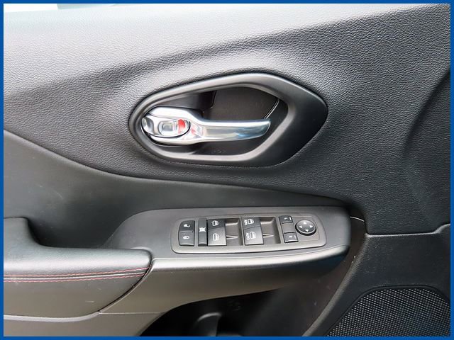 Certified 2022 Jeep Cherokee Trailhawk w/ Sun, Sound & Nav Group AWD/4WD image 12