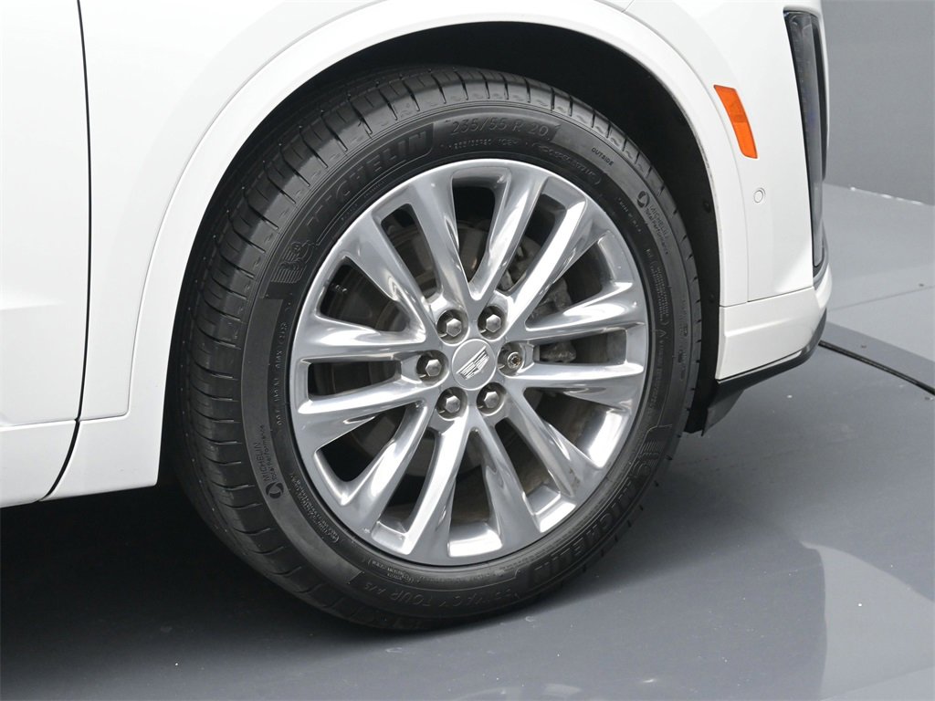 Certified 2023 Cadillac XT6 Premium Luxury w/ Technology Package image 6