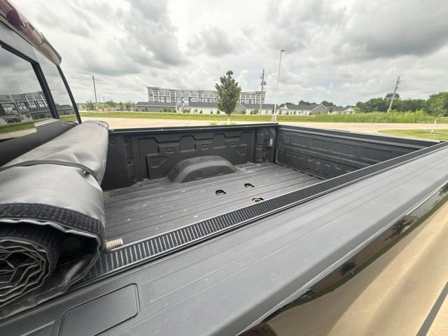 Used 2022 Chevrolet Silverado 3500 High Country w/ Z71 Off-Road Package AWD/4WD image 26