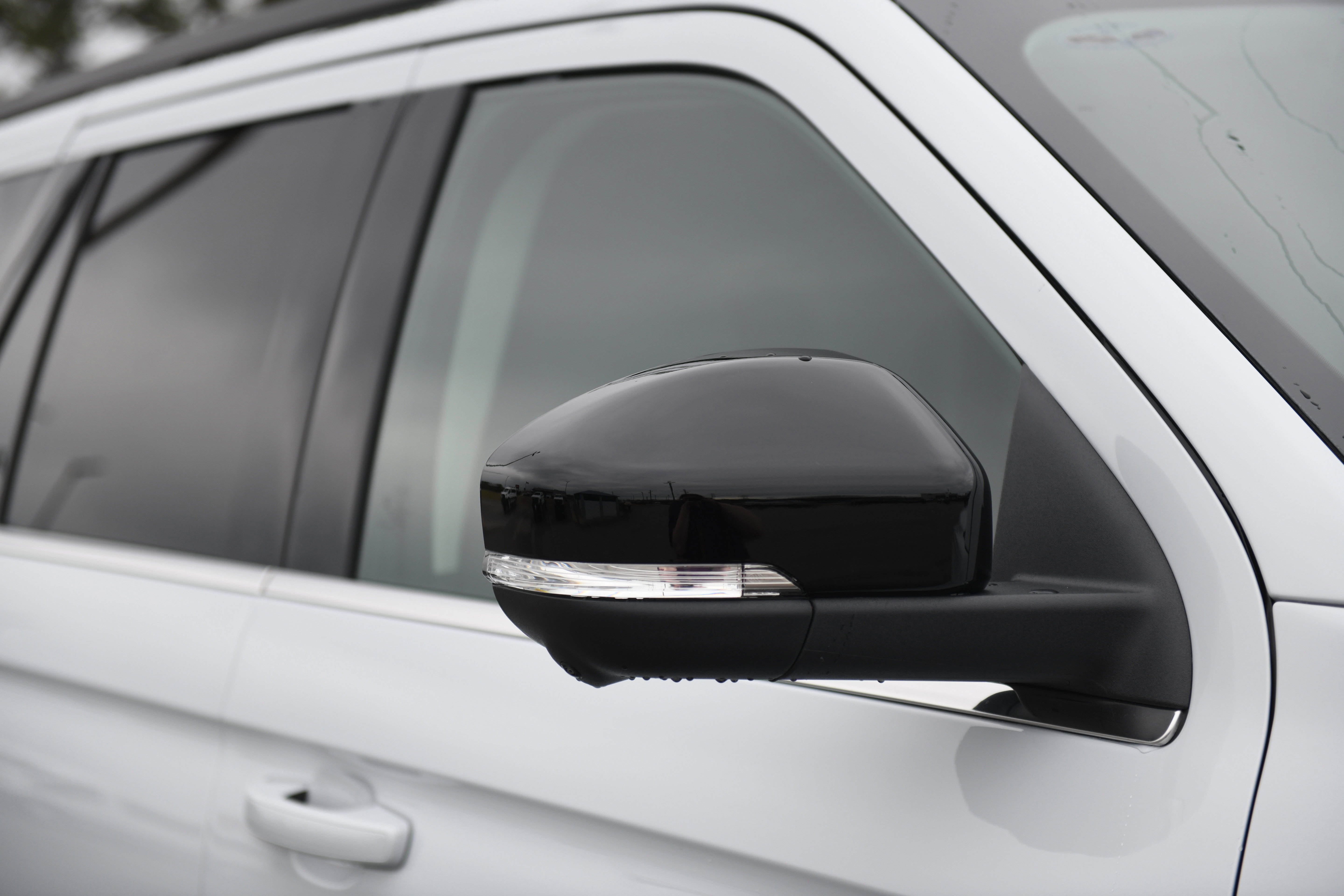 New 2026 Ford Expedition Active image 6