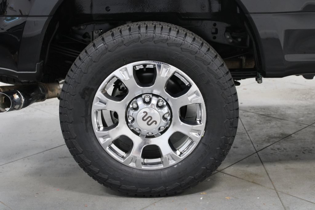 Used 2022 Ford F350 King Ranch w/ King Ranch Ultimate Package AWD/4WD image 17