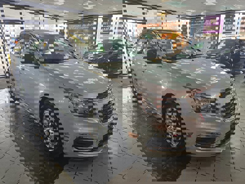 Used 2015 Chevrolet Cruze LS image 3