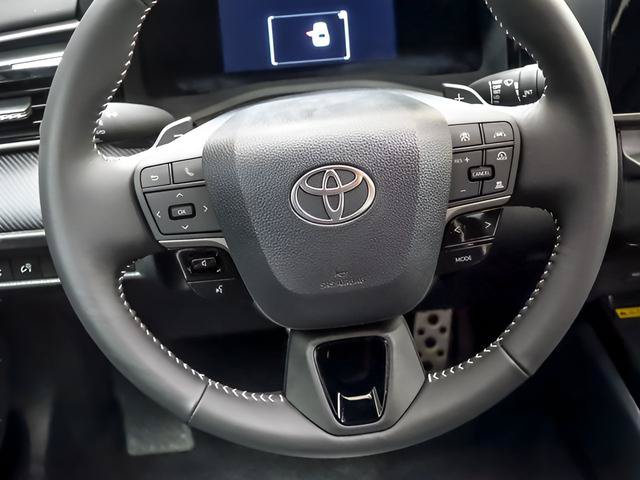 Used 2026 Toyota Camry SE FWD image 14