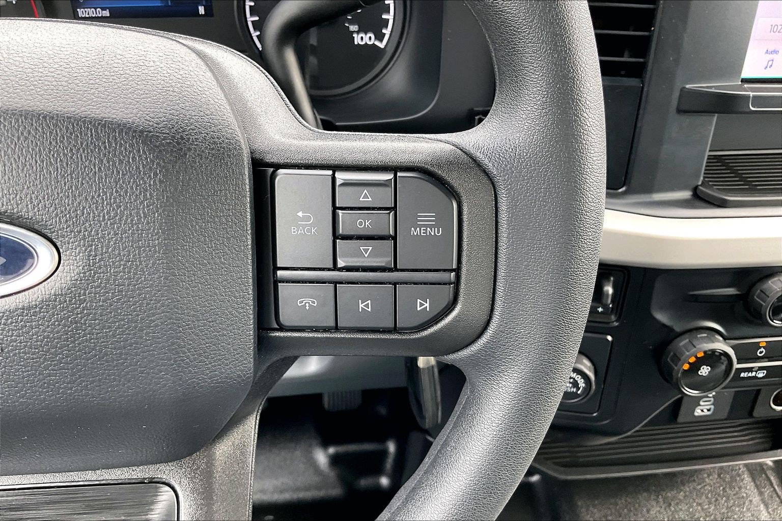 Used 2024 Ford F350 XL w/ 360-Degree Camera Package RWD image 17