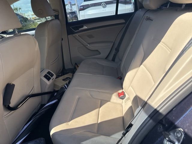 Used 2015 Volkswagen Golf S image 5