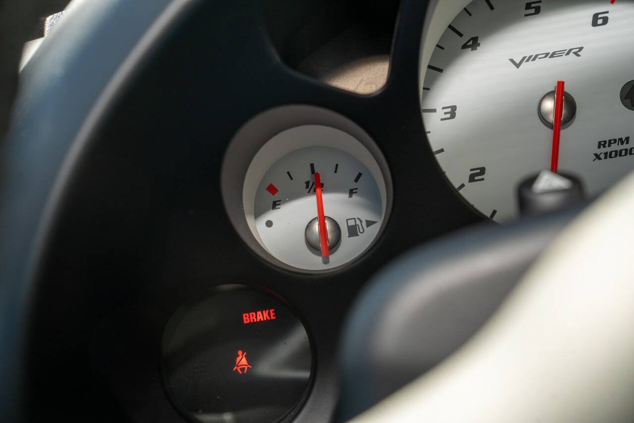 Used 2006 Dodge Viper SRT-10 RWD image 35