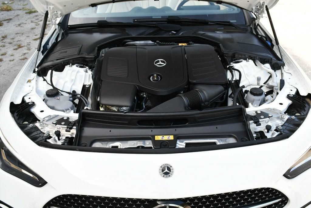 Used 2024 Mercedes-Benz CLE 300 4MATIC Cabriolet image 83