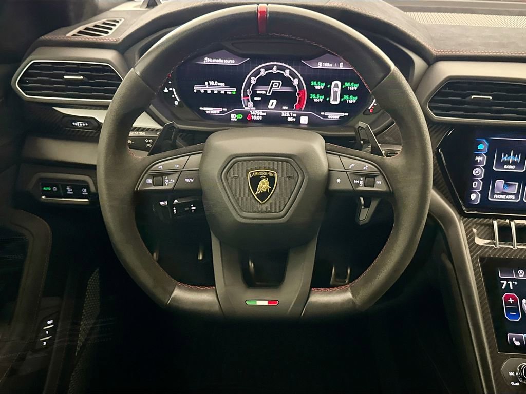 Used 2023 Lamborghini Urus Performante image 11
