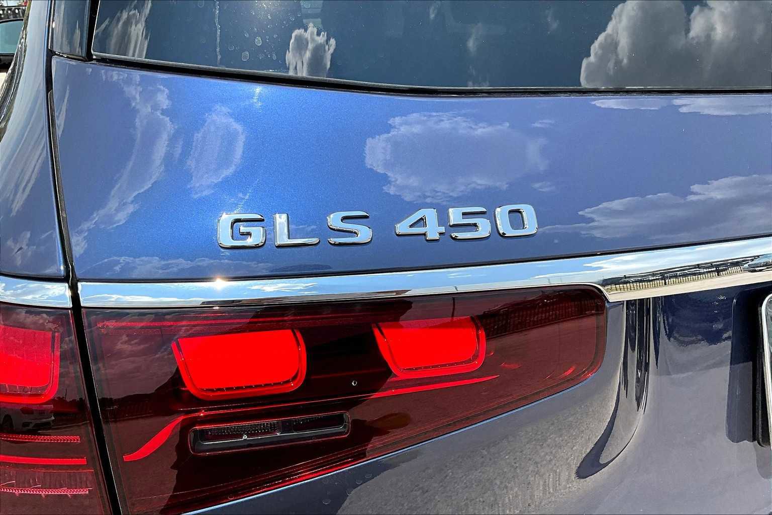 New 2026 Mercedes-Benz GLS 450 4MATIC image 7
