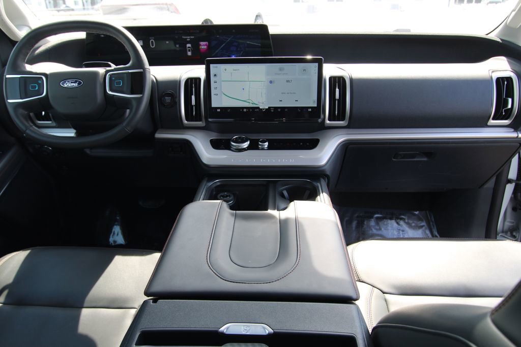 Used 2025 Ford Expedition Max Active image 46