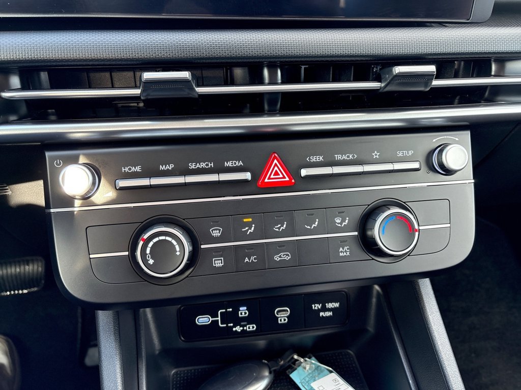 Certified 2025 Hyundai Tucson SE AWD/4WD image 20
