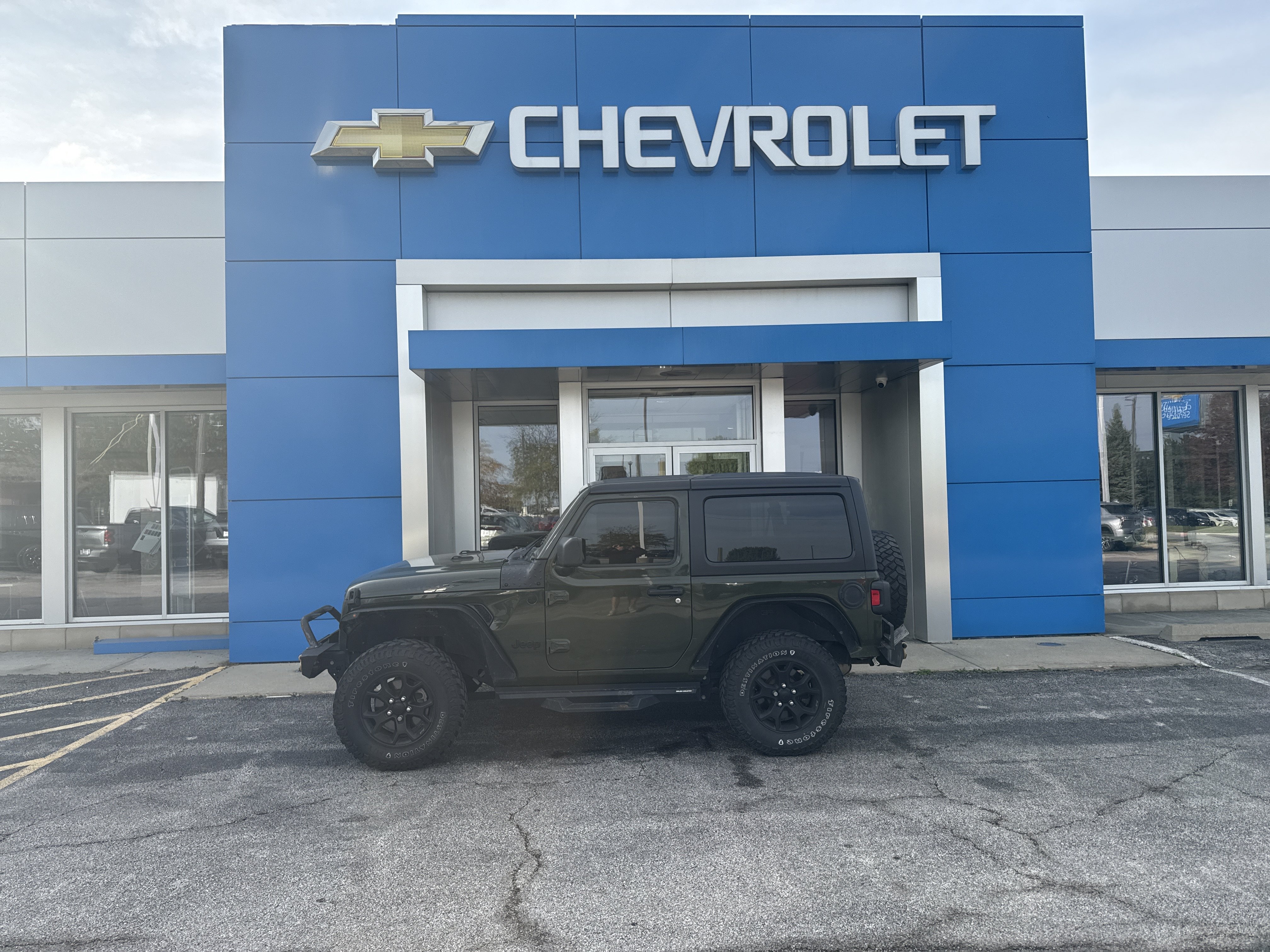 Used 2021 Jeep Wrangler Sport AWD/4WD image 2