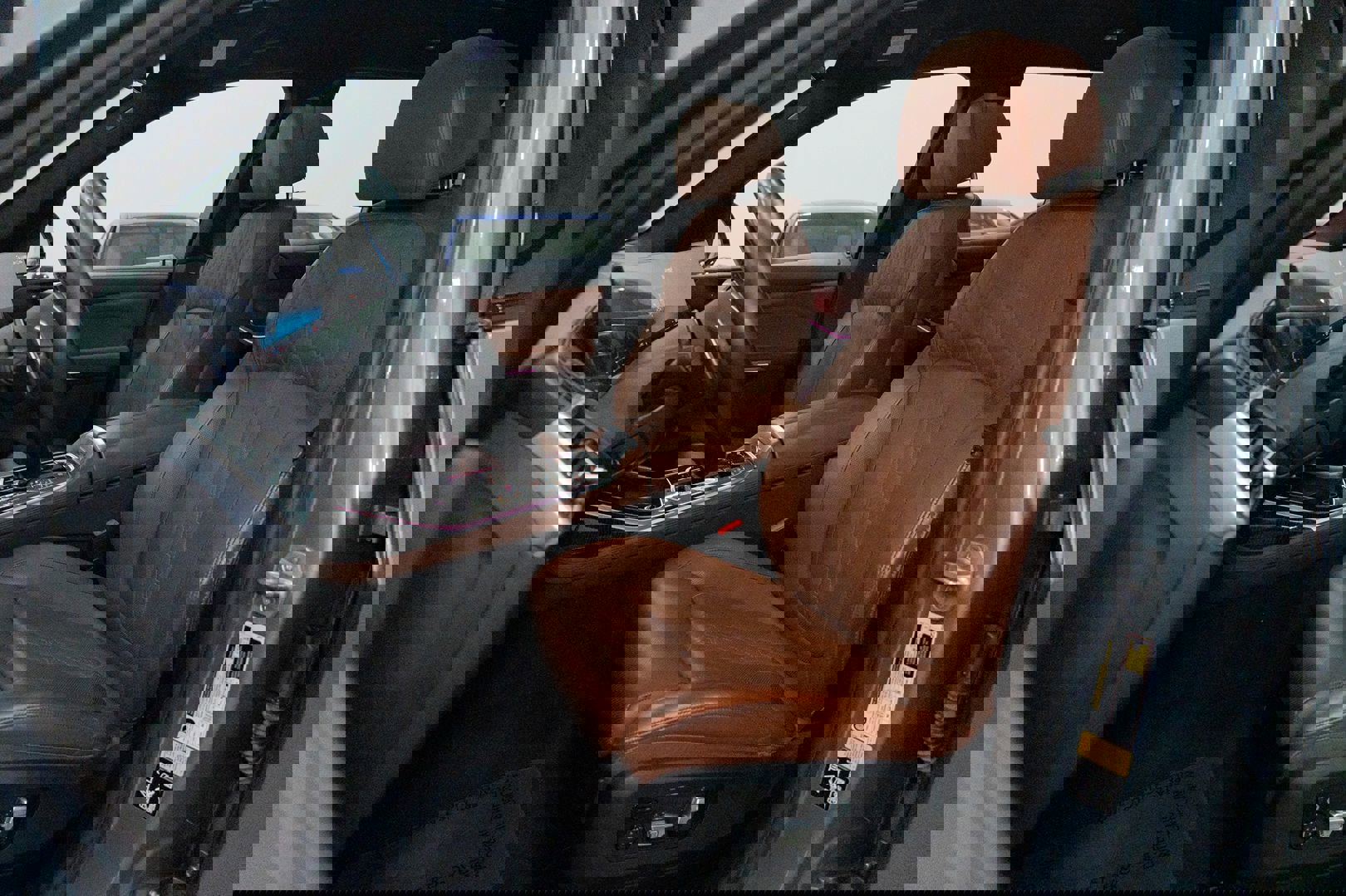 Used 2023 BMW X7 M60i image 24