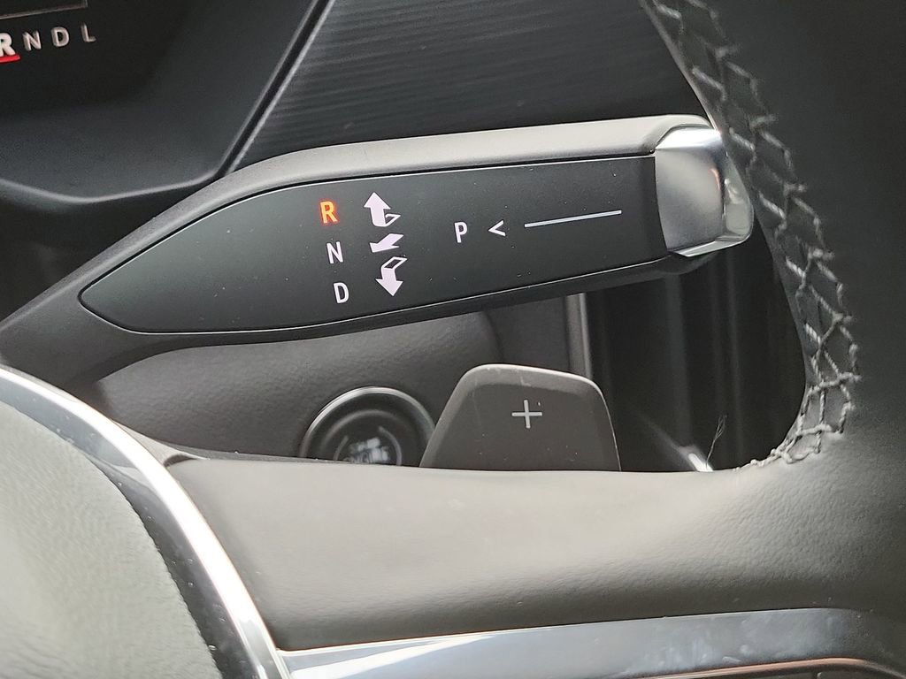 Certified 2024 GMC Acadia Elevation w/ Luxury Package image 17