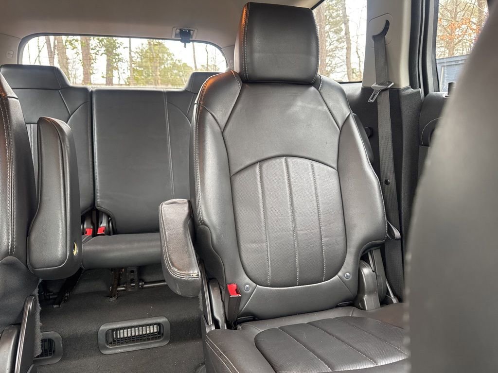 Used 2016 Buick Enclave Leather w/ Trailering Package image 13