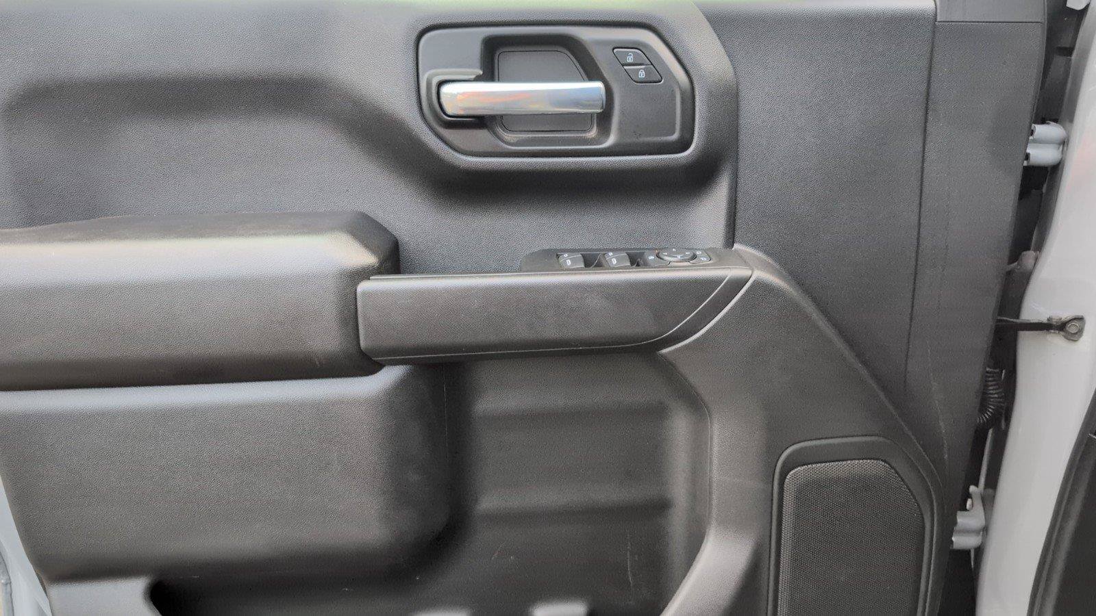 Used 2025 Chevrolet Silverado 1500 Custom Trail Boss AWD/4WD image 19