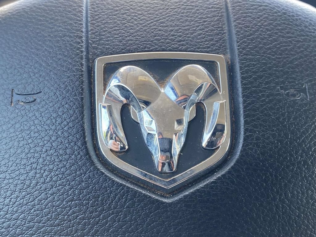 Used 2018 RAM 3500 Tradesman w/ Chrome Appearance Group RWD image 28