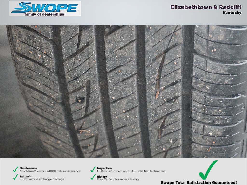 Used 2025 Nissan Pathfinder SV image 31