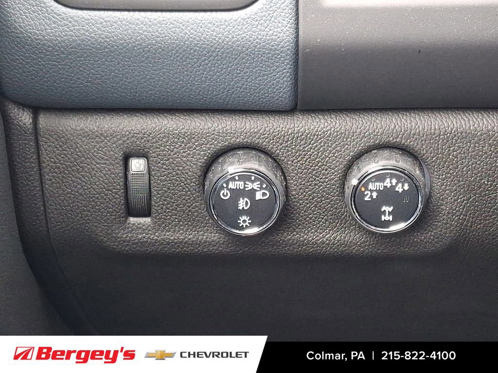Used 2021 Chevrolet Colorado Z71 AWD/4WD image 25