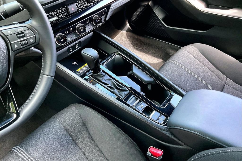 Certified 2025 Honda Accord Sport image 13