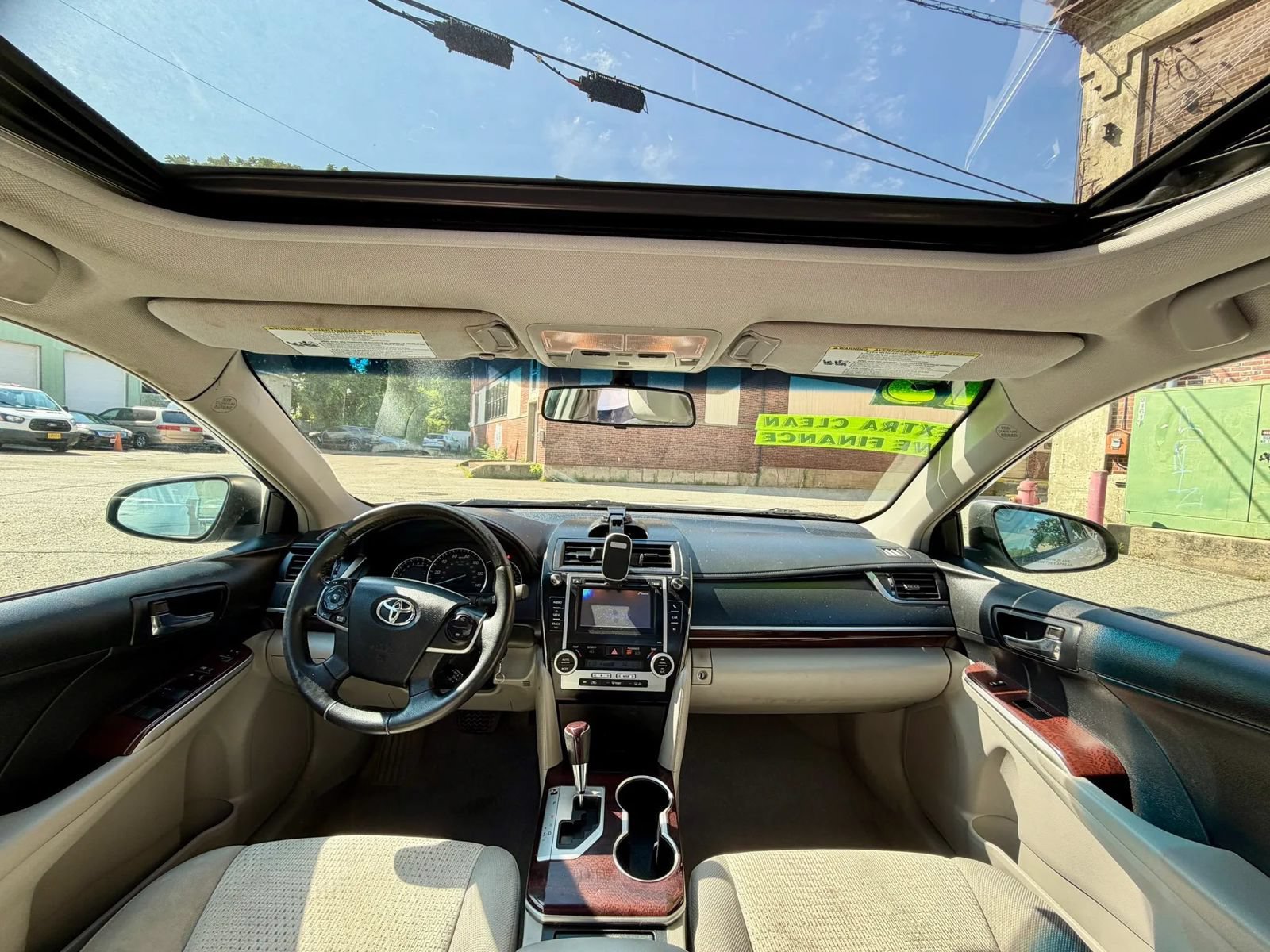 Used 2013 Toyota Camry XLE FWD image 11