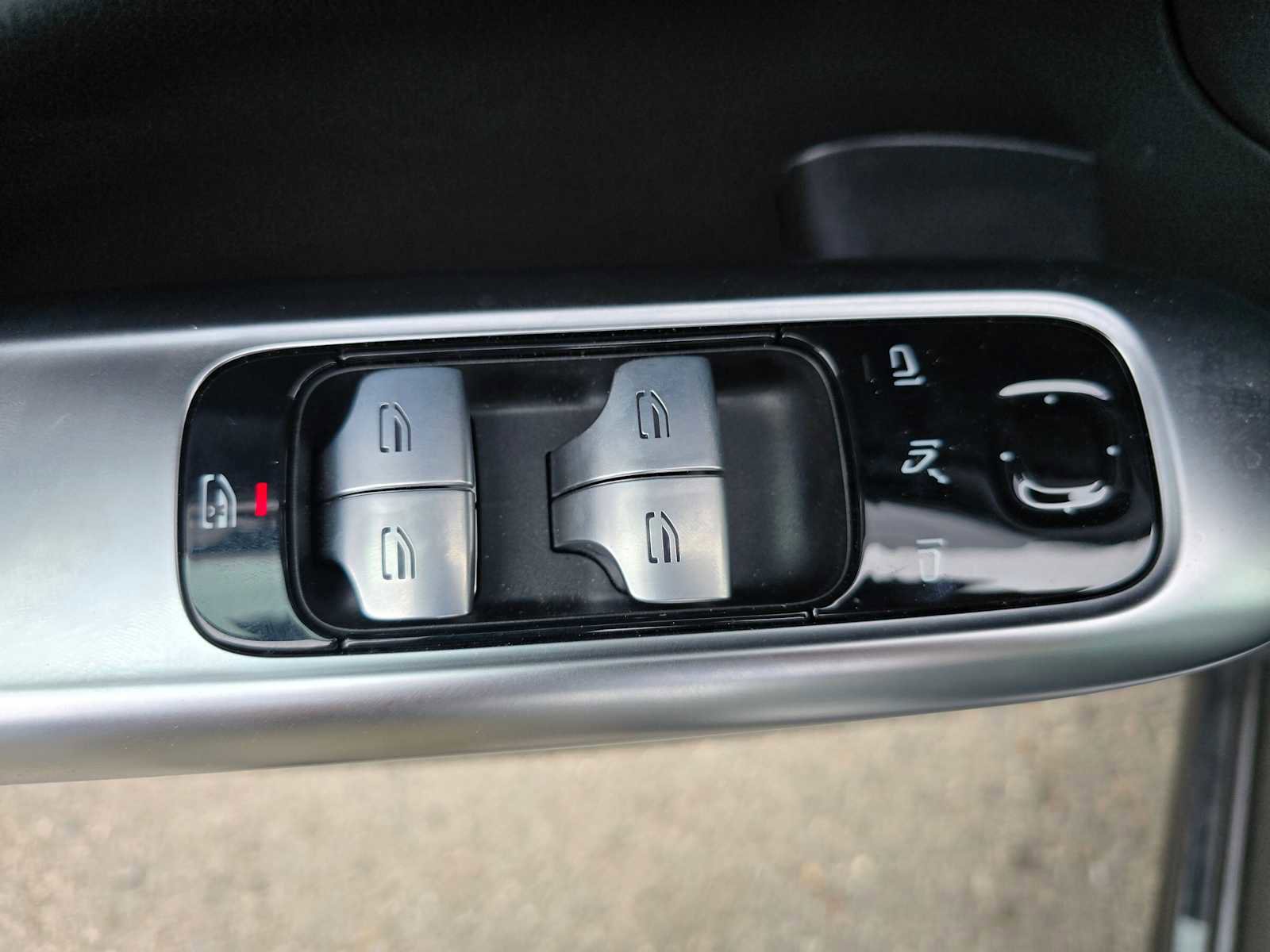 Used 2025 Mercedes-Benz C 300 C 300 image 26