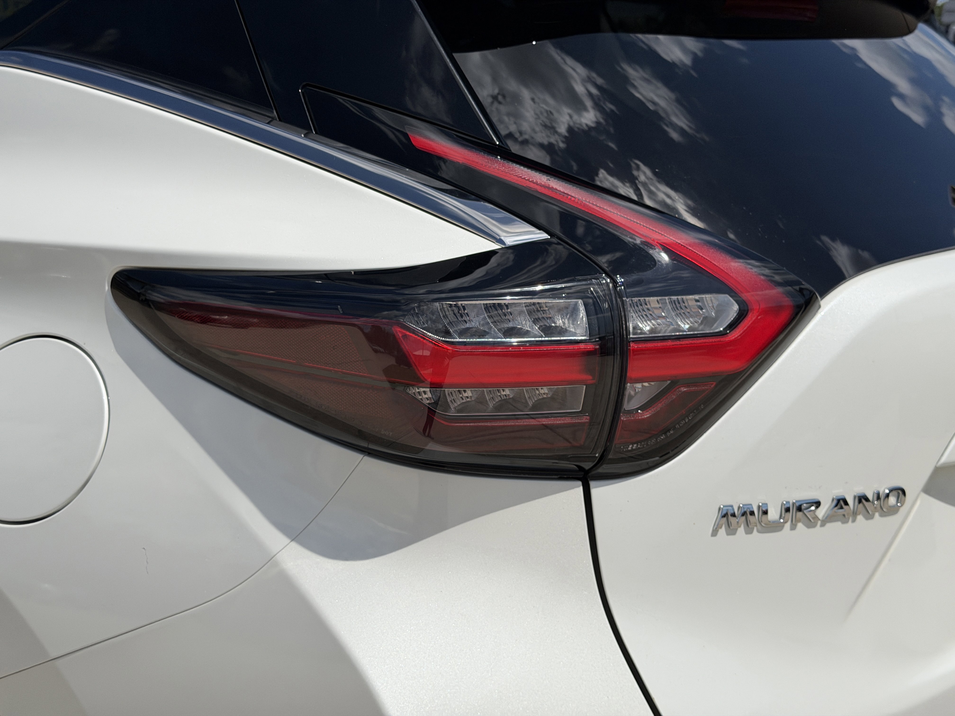 Used 2019 Nissan Murano Platinum image 9