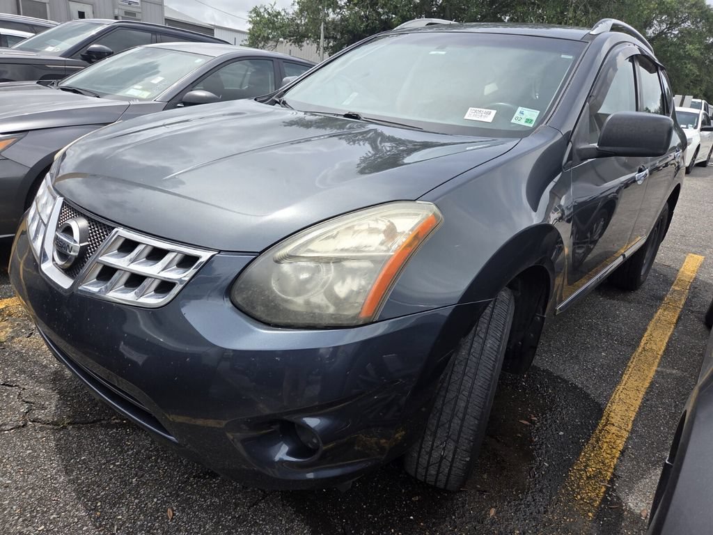 Certified 2020 Nissan Rogue SV FWD image 1