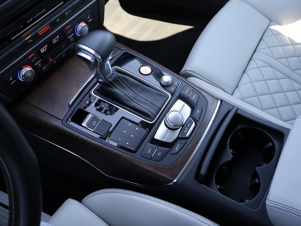 Used 2013 Audi S6 Prestige image 25
