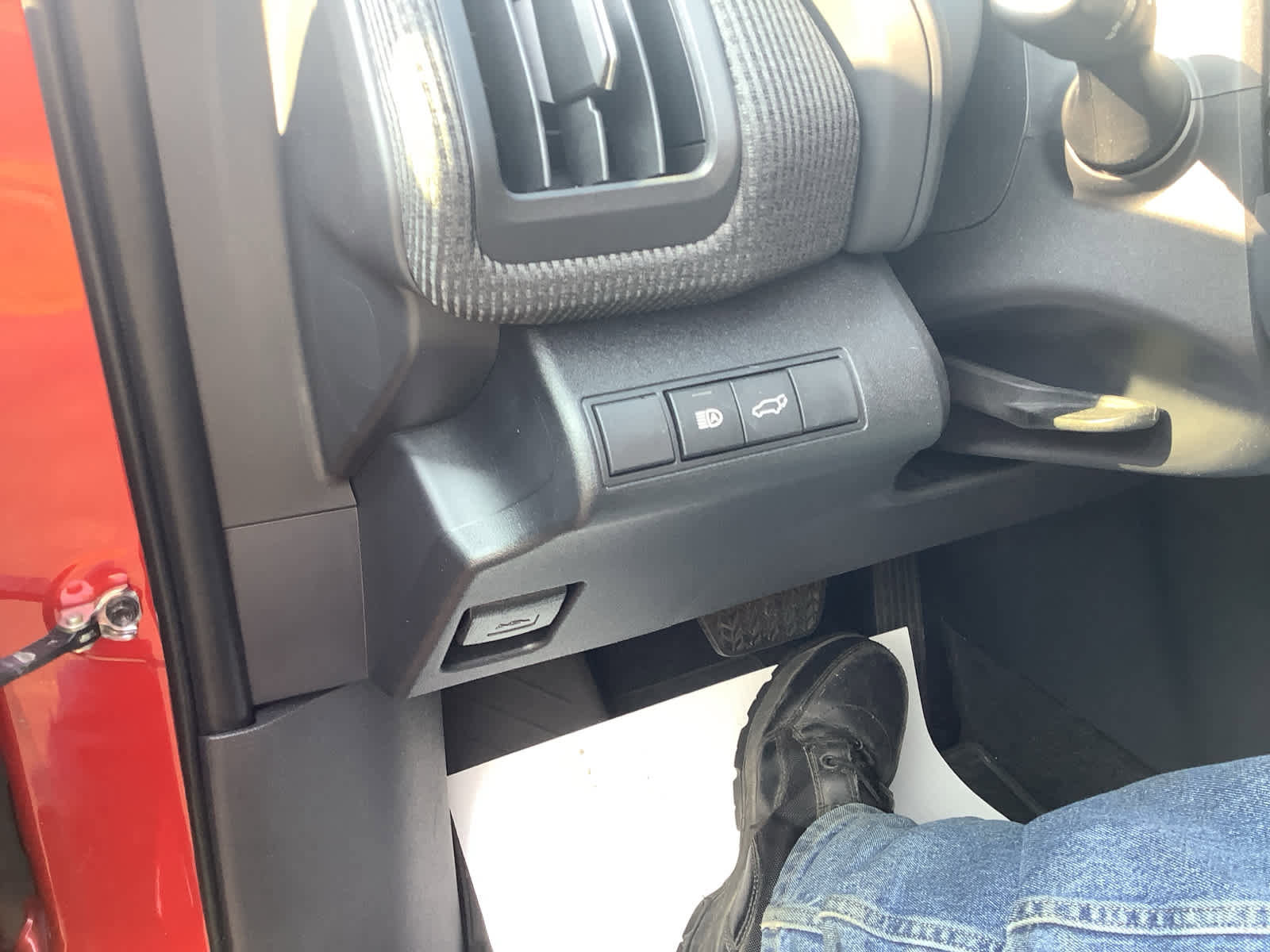 Certified 2023 Subaru Solterra Limited image 13