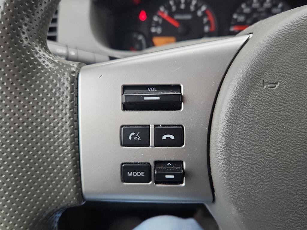 Used 2016 Nissan Frontier SV image 14