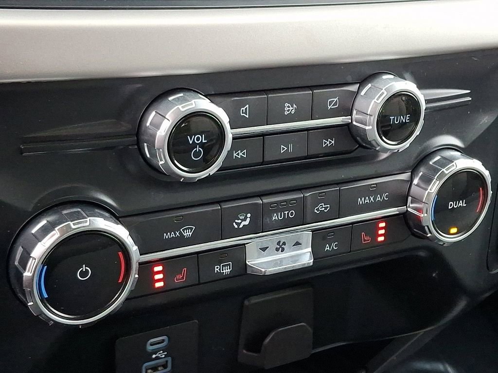 Certified 2022 Ford F150 XLT w/ Equipment Group 302A High image 16