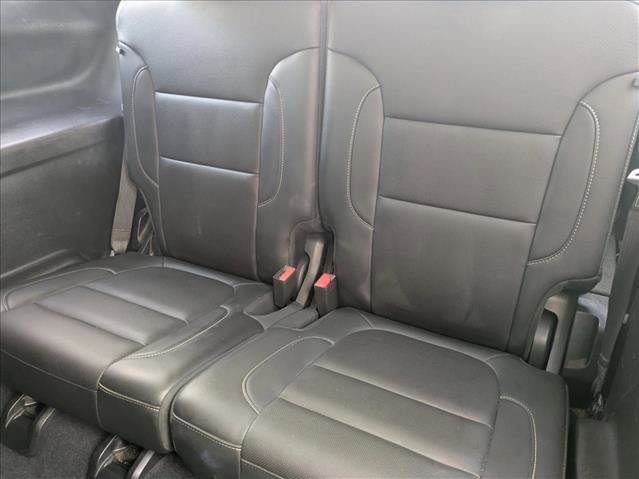Used 2023 GMC Acadia SLT image 18