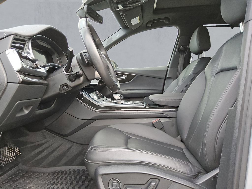 Used 2023 Audi Q7 3.0T Premium Plus image 9
