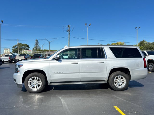 Used 2015 Chevrolet Suburban LT w/ Luxury Package AWD/4WD image 7