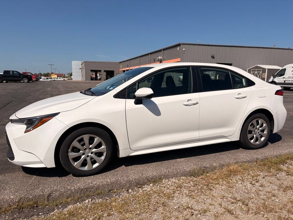 Used 2025 Toyota Corolla LE