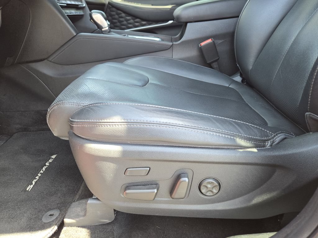 Used 2020 Hyundai Santa Fe Limited FWD image 24