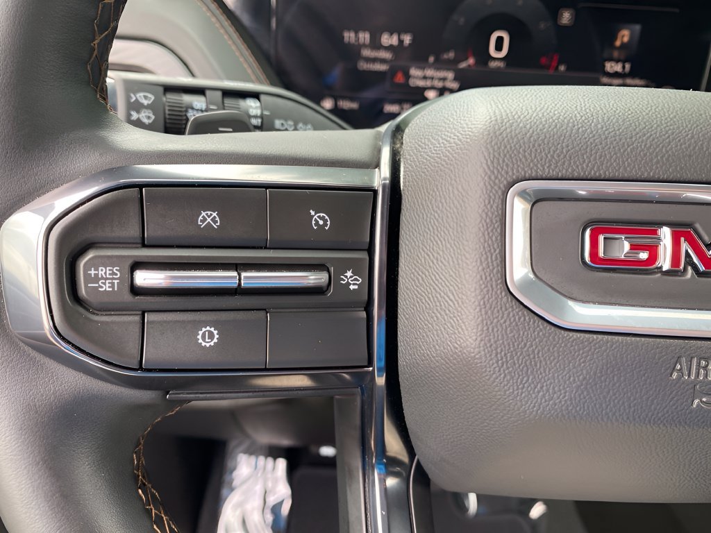 Used 2025 GMC Yukon XL AT4 w/ LPO, Floor Liner Package AWD/4WD image 22