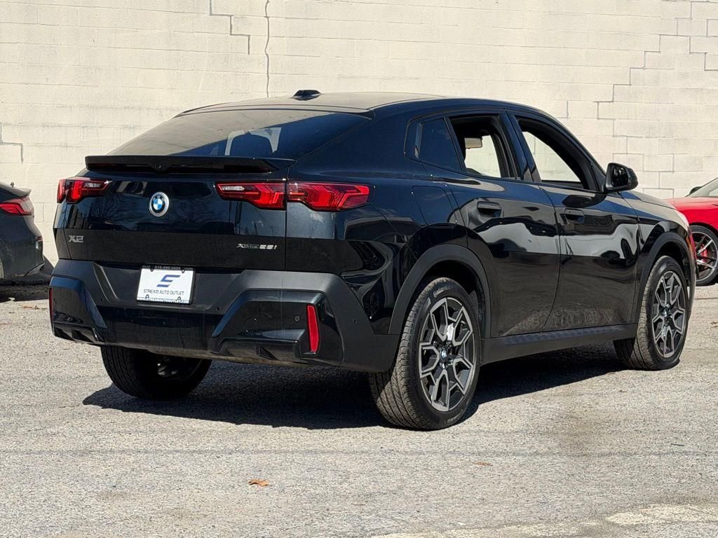 Used 2026 BMW X2 xDrive28i AWD/4WD image 7