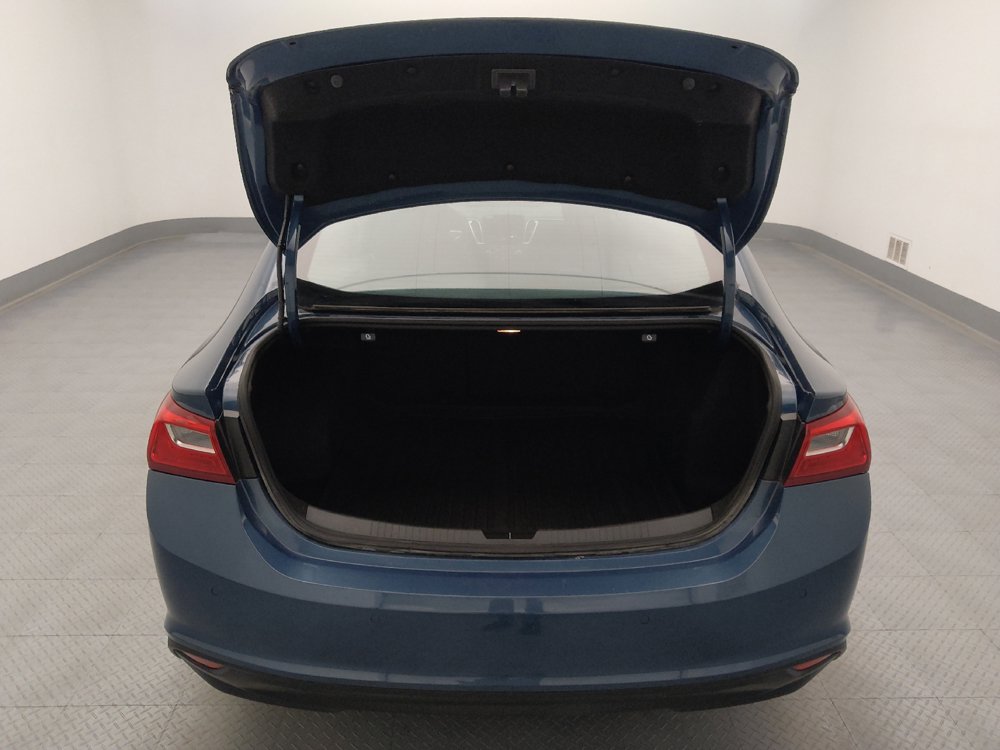 Used 2025 Chevrolet Malibu LS w/ LPO, Floor Liner Package FWD image 29