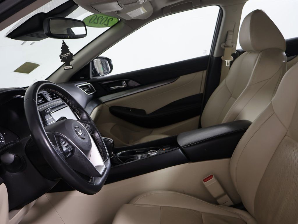 Used 2020 Nissan Maxima 3.5 SL w/ Floor Mat Group image 12