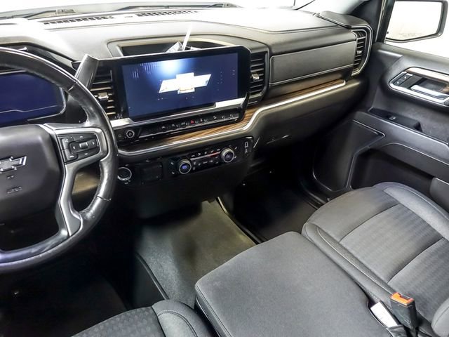 Certified 2022 Chevrolet Silverado 1500 RST w/ Z71 Off-Road Package AWD/4WD image 17
