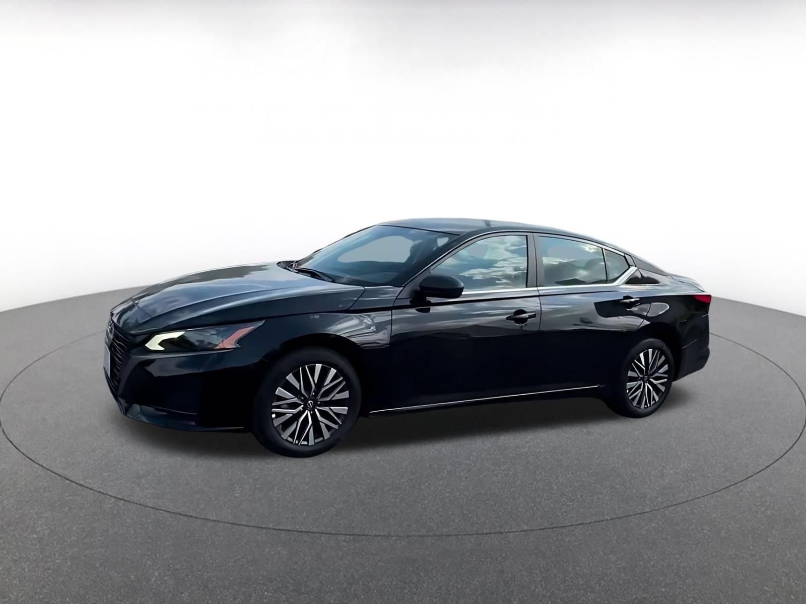 Used 2026 Nissan Altima 2.5 SV FWD image 7