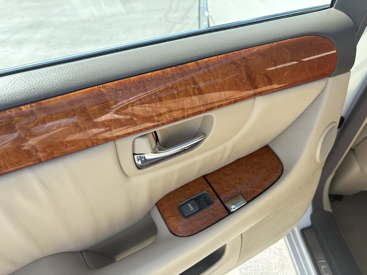 Used 2005 Lexus LS 430 image 27