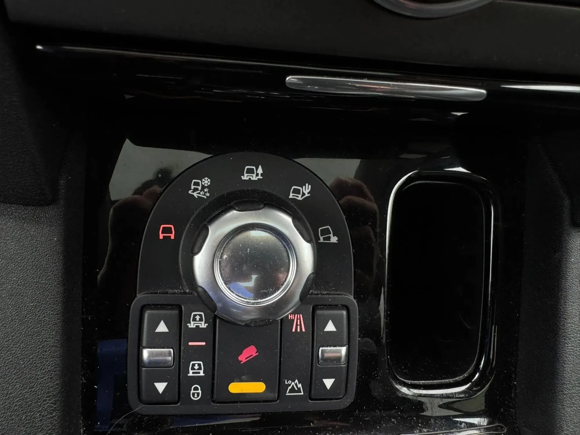 Used 2012 Land Rover LR4 HSE AWD/4WD image 20