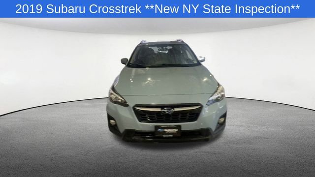 Used 2019 Subaru Crosstrek 2.0i Premium image 3