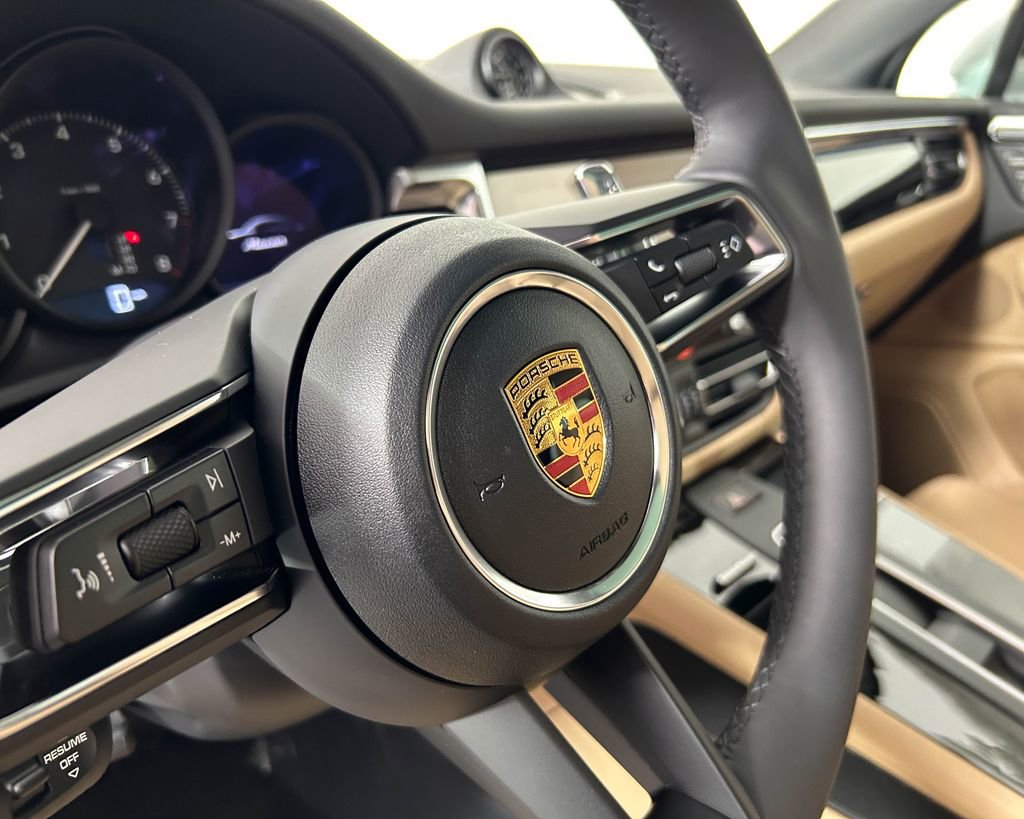 New 2026 Porsche Macan AWD/4WD image 18