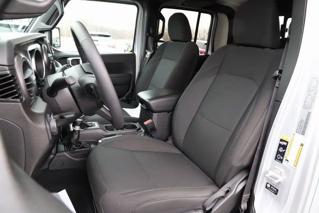 Used 2023 Jeep Gladiator Sport image 12